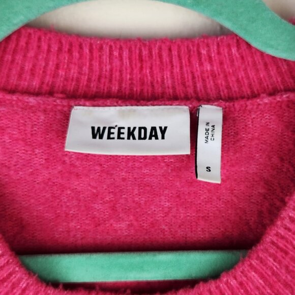 Weekday Bright Pink Annie Chunky Knit Oversized Crewneck Sweater Wool Blend sz S - Picture 9 of 12